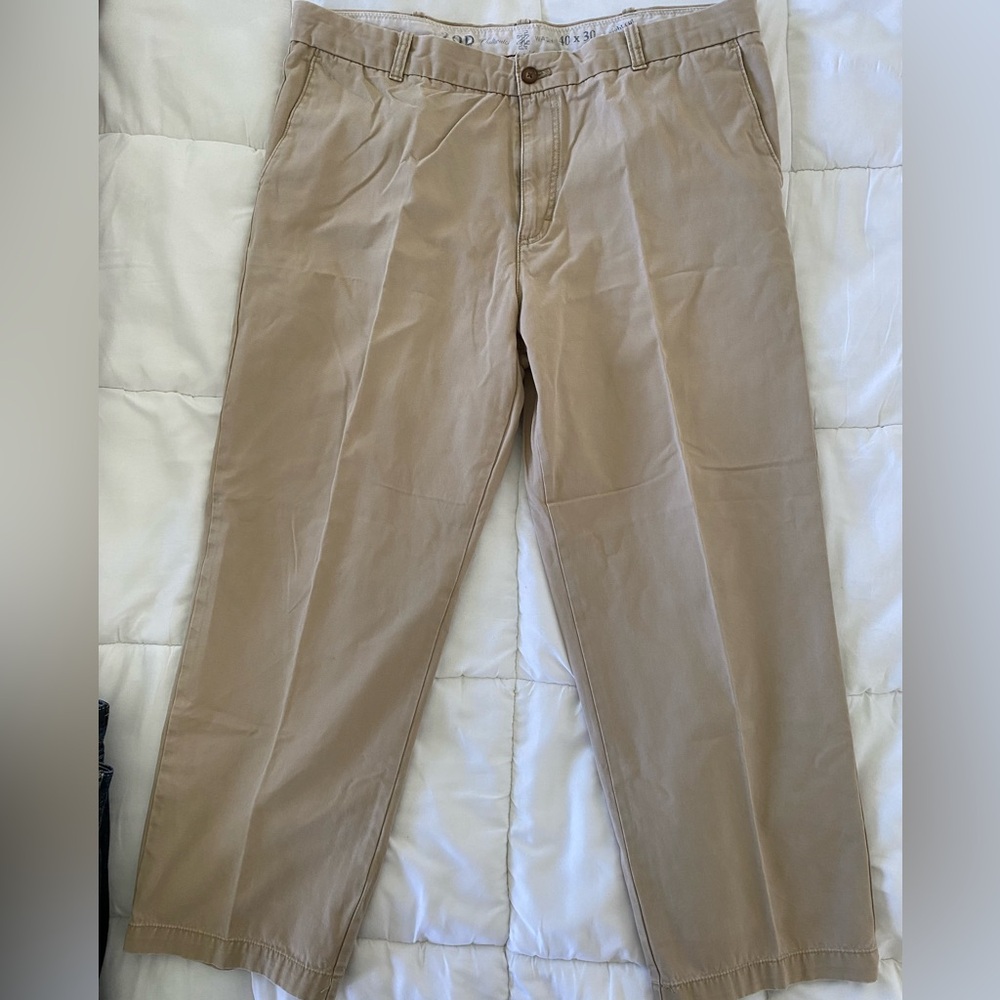 Izod Tan Chinos 40w30L